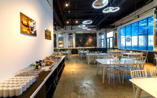 Stillus Boutique Hotel Dalat