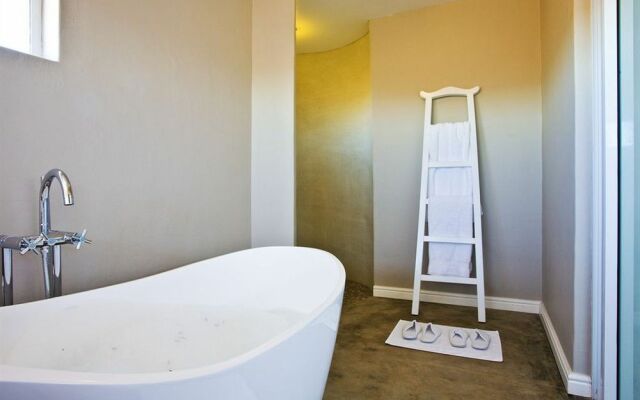 Africa Safari Lodge