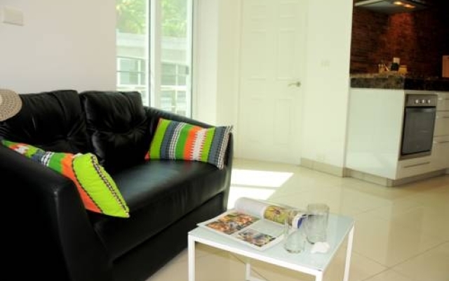 Kata Hill Seaview Apartment