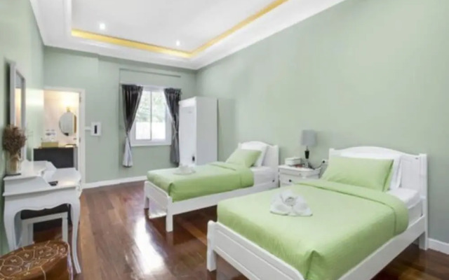 Aquna Hua Hin Resort