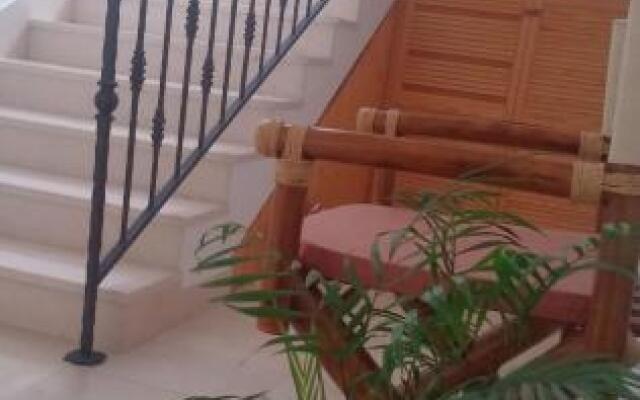 Apartments and Rooms Saric