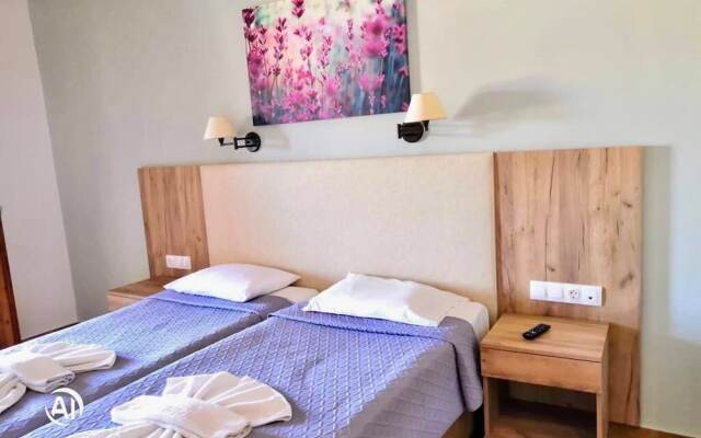 Lofos Hotel
