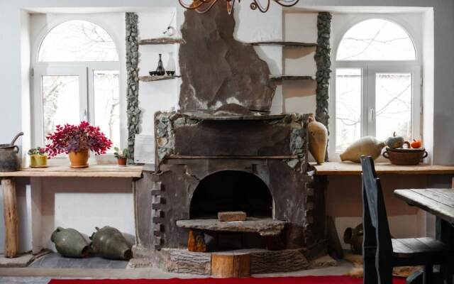 Etiuni The Forgotten Kingdom