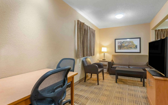 Extended Stay America Suites Evansville East