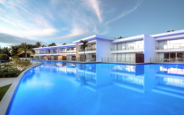 Pool Port Douglas