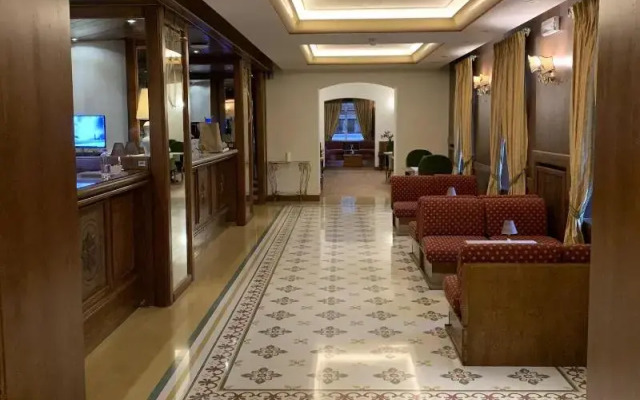Hotel Serena