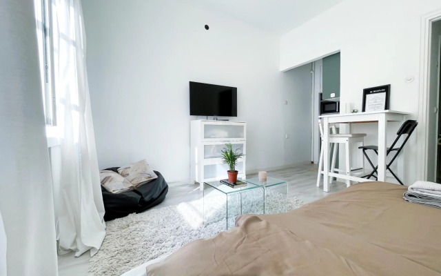 Charming studio in trendy location