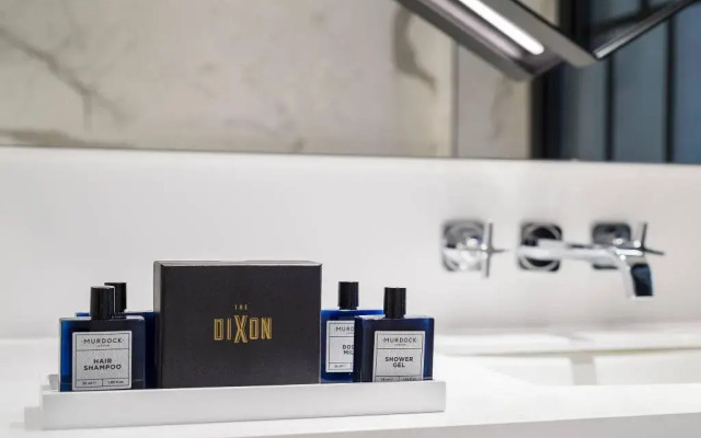 The Dixon, Autograph Collection