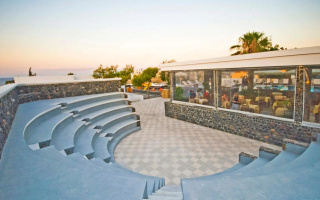 Hotel Makarios