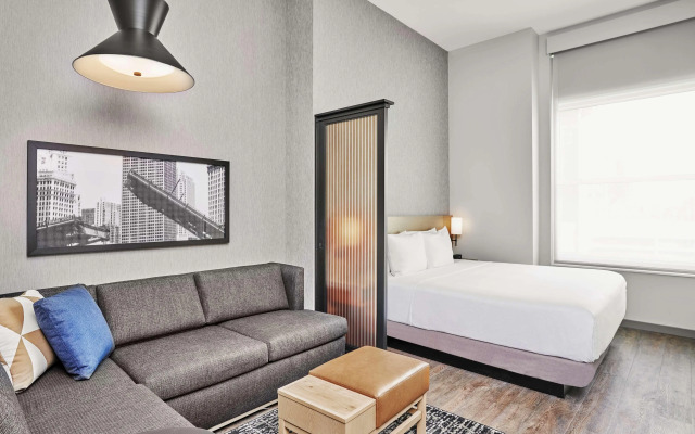 Hyatt Place Chicago Medical/University District
