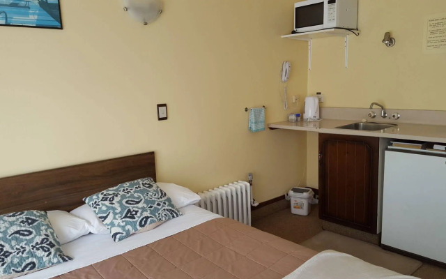Ace Motor Lodge