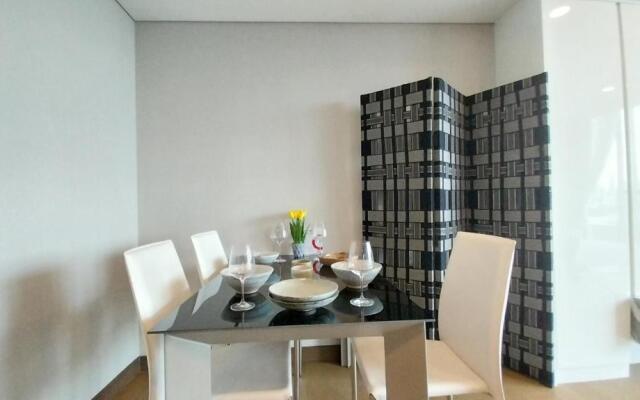 Luxury Apartment Queen Sirikit Asok Termianl 21