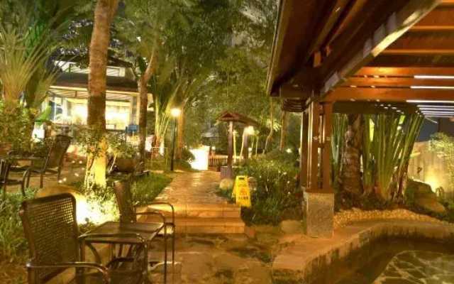 Yuequan Hot Spring Hotel