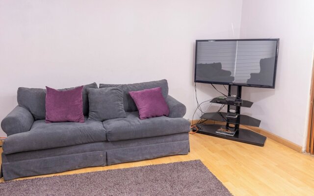 New Cozy San Pedro Home Patio Work Area