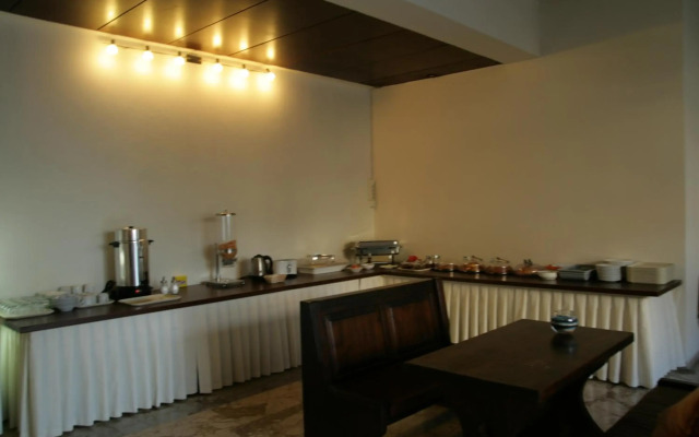 Platon Hotel