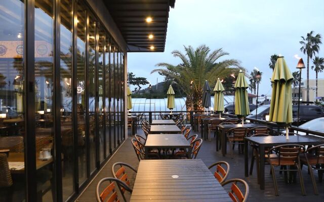 The Blue Jeju Guesthouse - Hostel