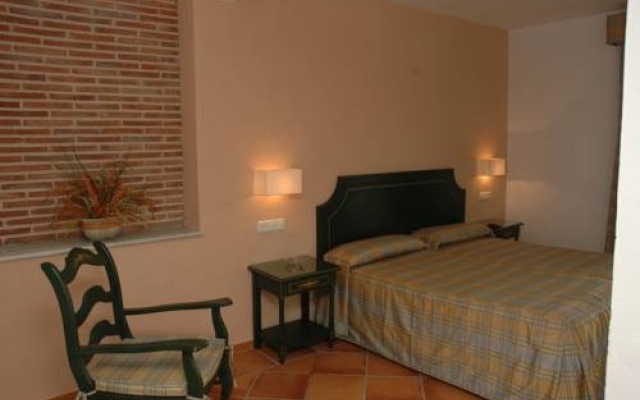Hostal Doña Lola Marina