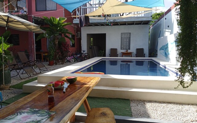 Hostel Marisol Playa Samara