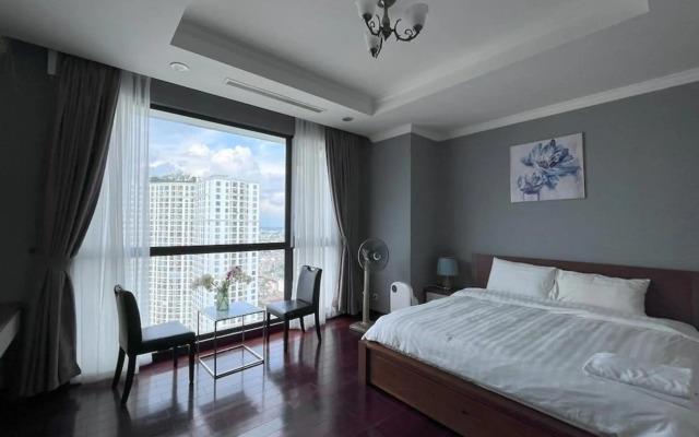 Mai-homestay Royal City 3 bedrooms