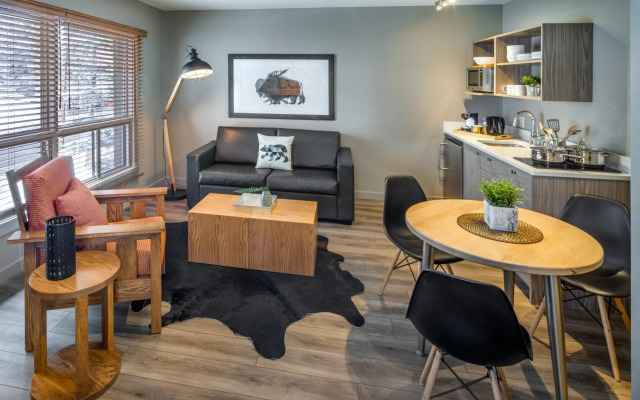 Buffalo Mountain Lodge