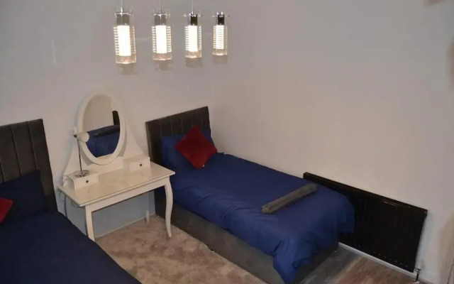 Modern Home Close to City Centre