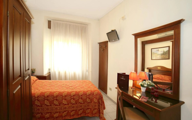 Pavone Hotel 