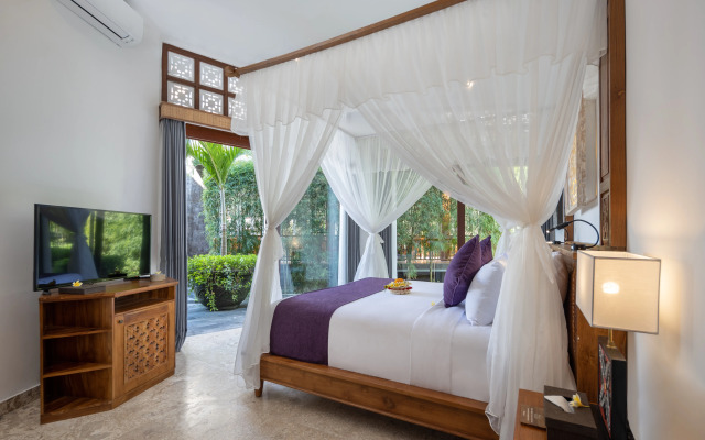 Swan Paradise A Pramana Experience
