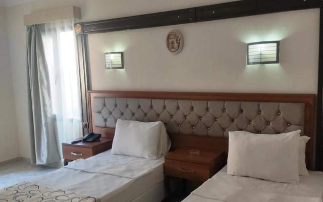 Phoenix Sun Hotel