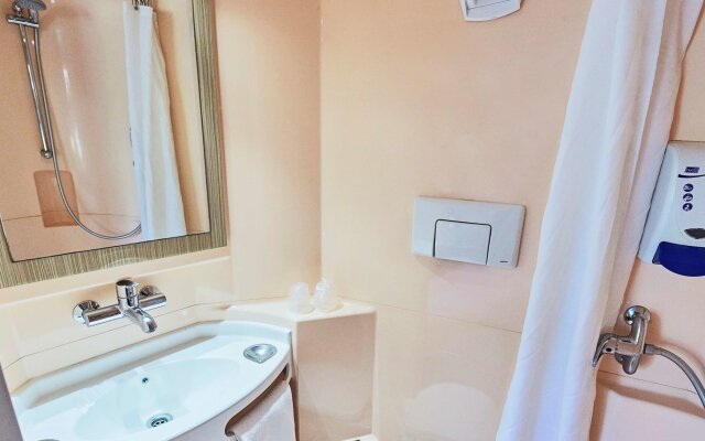 Hôtel Premiere Classe Melun Senart - Vert Saint Denis