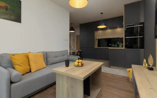 Modern Zoliborz Apartment by Renters