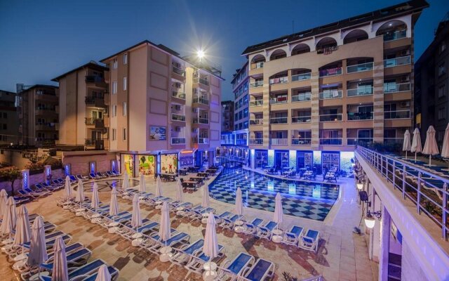 Taç Premier Hotel & Spa