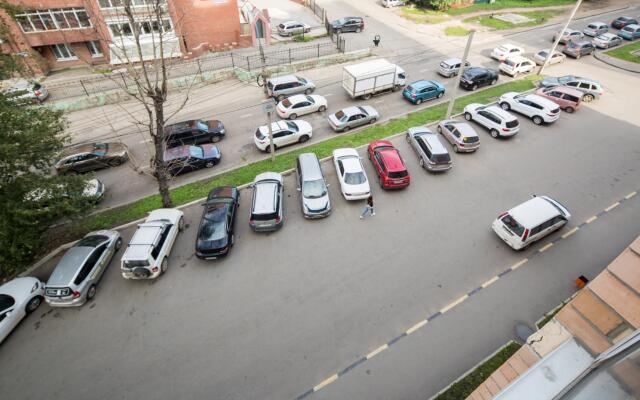 9 ночей на улице Карла Либкнехта 112