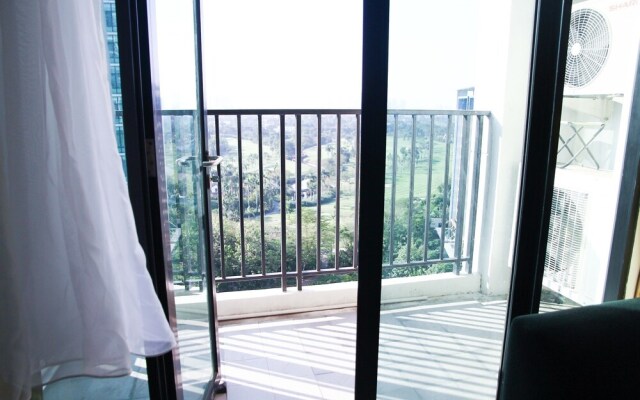 2BR Hampton's Park Apartment near Pondok Indah