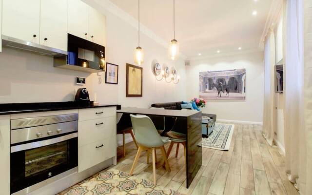 Luxury Apartment Neovintage