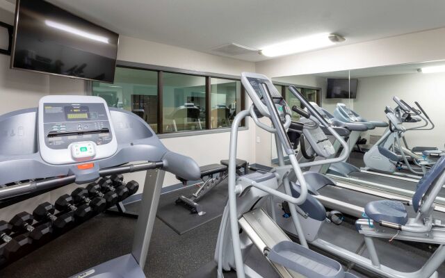 Country Inn & Suites by Radisson, Fargo, ND