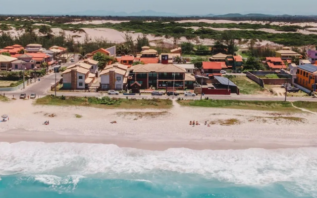 Pier Beach Club