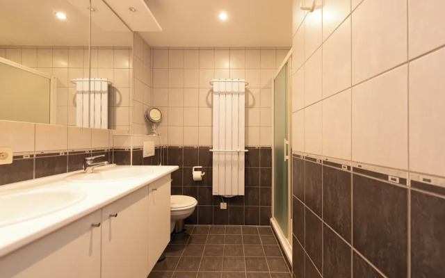 Apartment in Middelkerke With Stunning Views