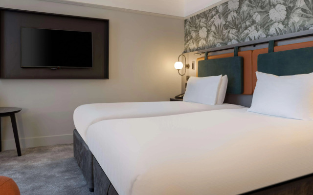 DoubleTree by Hilton Brighton Metropole