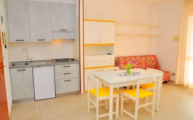 Modern Studio Apartment With Seaview Balcony