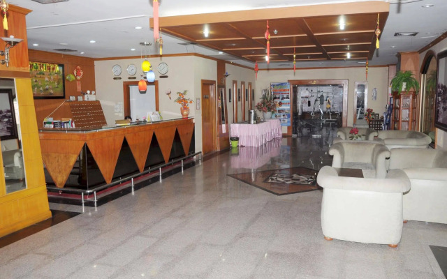 Ayutthaya Thanee Hotel