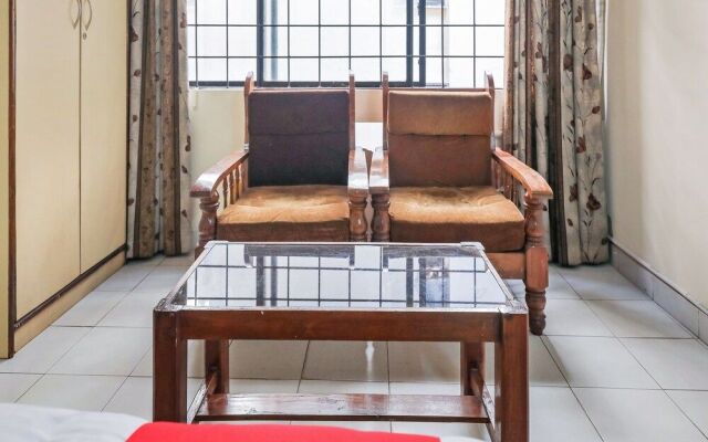 OYO 23083 Hotel Hindustan Deluxe