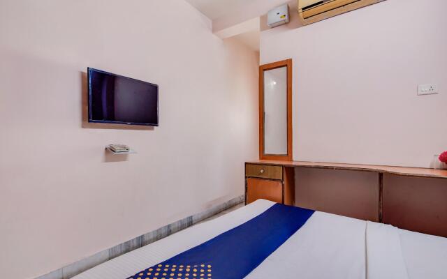 Oyo Flagship 75188 Hotel Cauvery