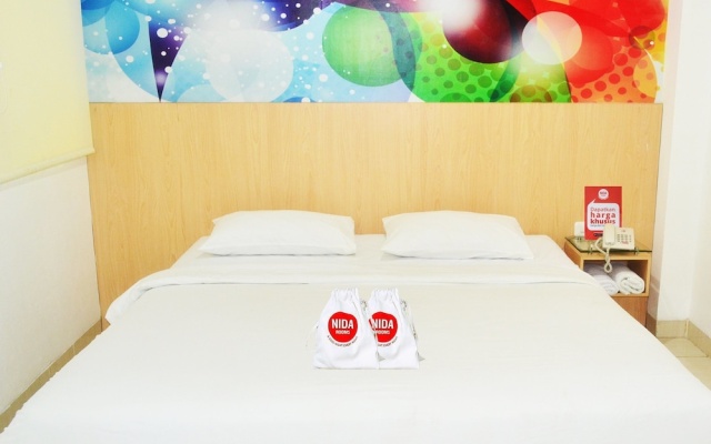 Nida Rooms Tampan Universitas Riau HR Subrantas at Mona Plaza Hotel – Guest Rooms – Pekanbaru