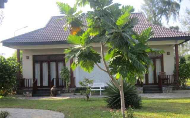 Aniise Villa Resort