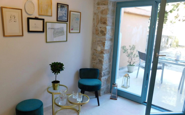 bezauberndes Steinhaus mit Garten in der Altstadt von Rovinj