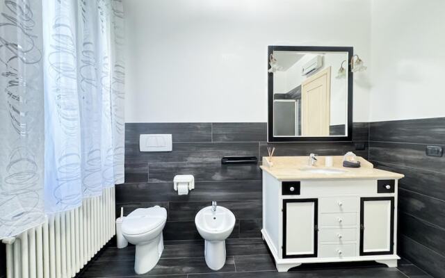 Lady Teresa Apartment by Ca-sa Check