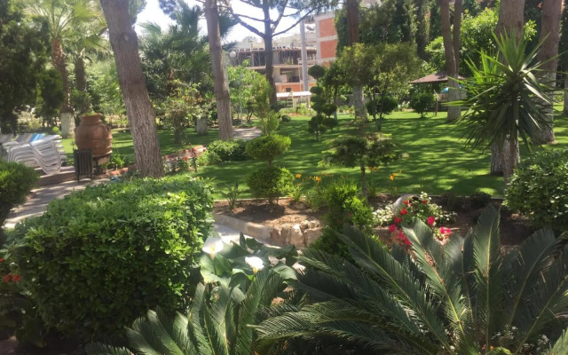 Opus Aparthotel