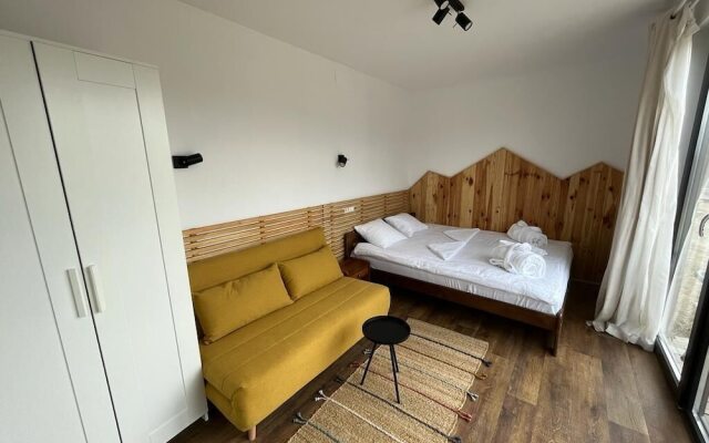 Ursa Mica Glamping Resort