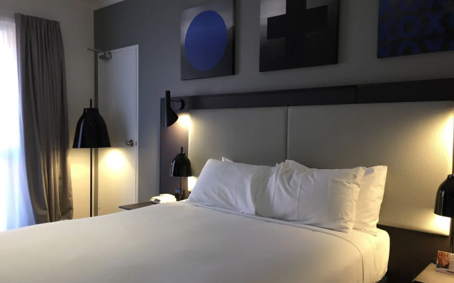 Silkari Urban CKS Sydney Airport Hotel