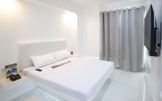 Astrotel Divisoria